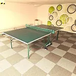 Appartement 6 Pers Aan Skilift Grootste Skigebied Nabij Bikepark Unieke Locatie Met Zeer Rustige Tuin In Het Bos En Het Gezellige Centrum Leuke Cafes Restaurants En Gratis Zwembad Sauna Relax Speelruimte Parkeerplaats Naast Der Brabander