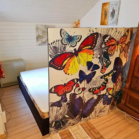 6 Pers Am Skilift Groessten Skigebiets, Ruhige Garten Im Wald, Gemuetlichen Apres-ski-cafes Restaurants Zu Fuss Erreichbar, Parkplatz, Schwimmbad, Sauna, Relaxraum, Buchbaren Massages Wellness Der Brabander, Darts Tischtennis-f アパート