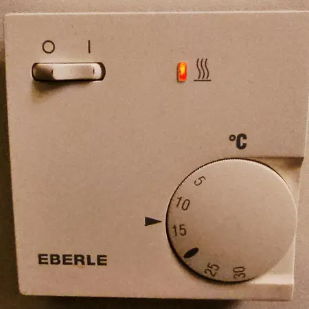 6 Pers Am Skilift Groessten Skigebiets, Ruhige Garten Im Wald, Gemuetlichen Apres-ski-cafes Restaurants Zu Fuss Erreichbar, Parkplatz, Schwimmbad, Sauna, Relaxraum, Buchbaren Massages Wellness Der Brabander, Darts Tischtennis-f Διαμέρισμα Βίντερμπεργκ