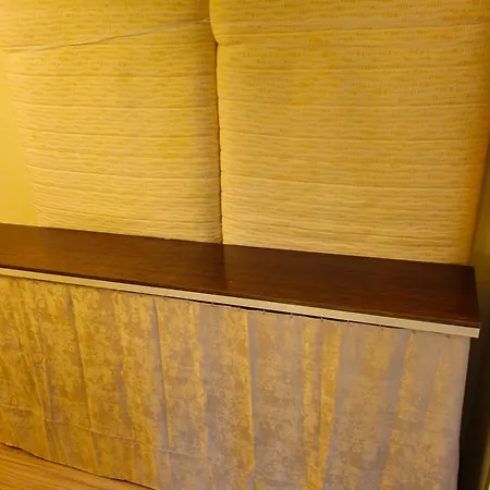 6 Pers Am Skilift Groessten Skigebiets, Ruhige Garten Im Wald, Gemuetlichen Apres-ski-cafes Restaurants Zu Fuss Erreichbar, Parkplatz, Schwimmbad, Sauna, Relaxraum, Buchbaren Massages Wellness Der Brabander, Darts Tischtennis-f Διαμέρισμα