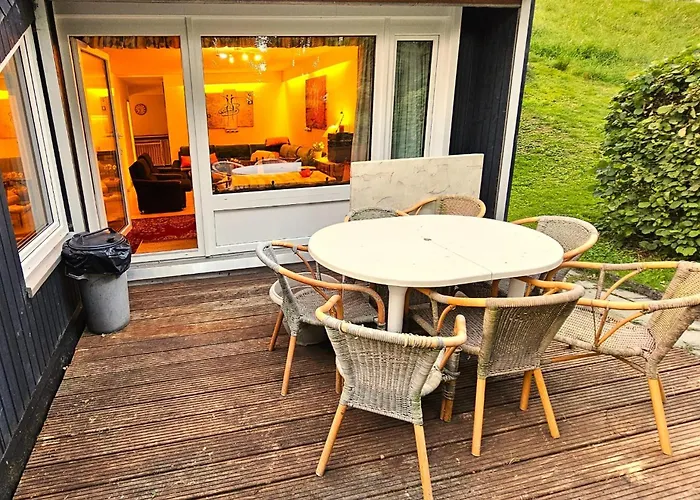 아파트 6 Pers Aan Skilift Grootste Skigebied Nabij Bikepark Unieke Locatie Met Zeer Rustige Tuin In Het Bos En Het Gezellige Centrum Leuke Cafes Restaurants En Gratis Zwembad Sauna Relax Speelruimte Parkeerplaats Naast Der Brabander 빈터베르크