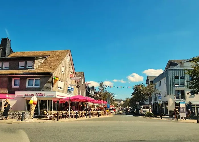 Apartamento Winterberg Appartement 6 Pers am Skilift größten Skigebiets, ruhige Garten im Wald, gemütlichen Après-Ski-Cafés Restaurants zu Fuß erreichbar, Parkplatz, Schwimmbad, Sauna, Relaxraum, Buchbaren Massages Wellness Der Brabander, Darts Tischtennis-Fußba