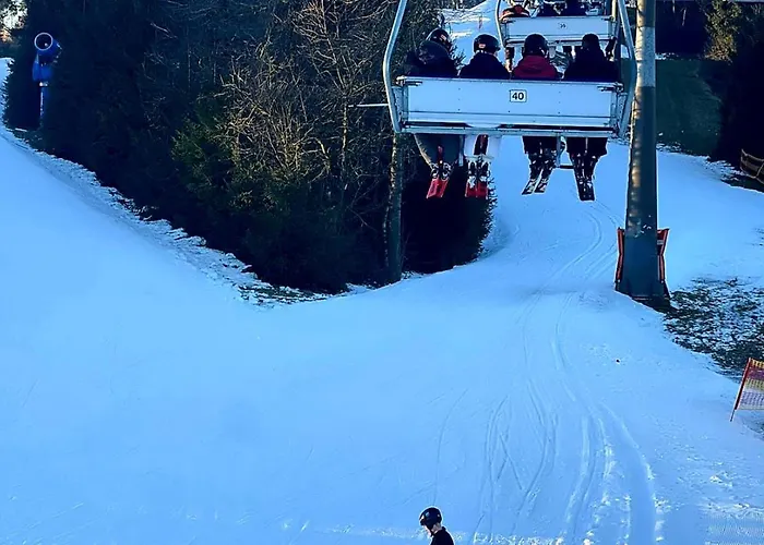 6 Pers Am Skilift Größten Skigebiets, Ruhige Garten Im Wald, Gemütlichen Après-ski-cafés Restaurants Zu Fuß Erreichbar, Parkplatz, Schwimmbad, Sauna, Relaxraum, Buchbaren Massages Wellness Der Brabander, Darts Tischtennis-fußba Appartamento